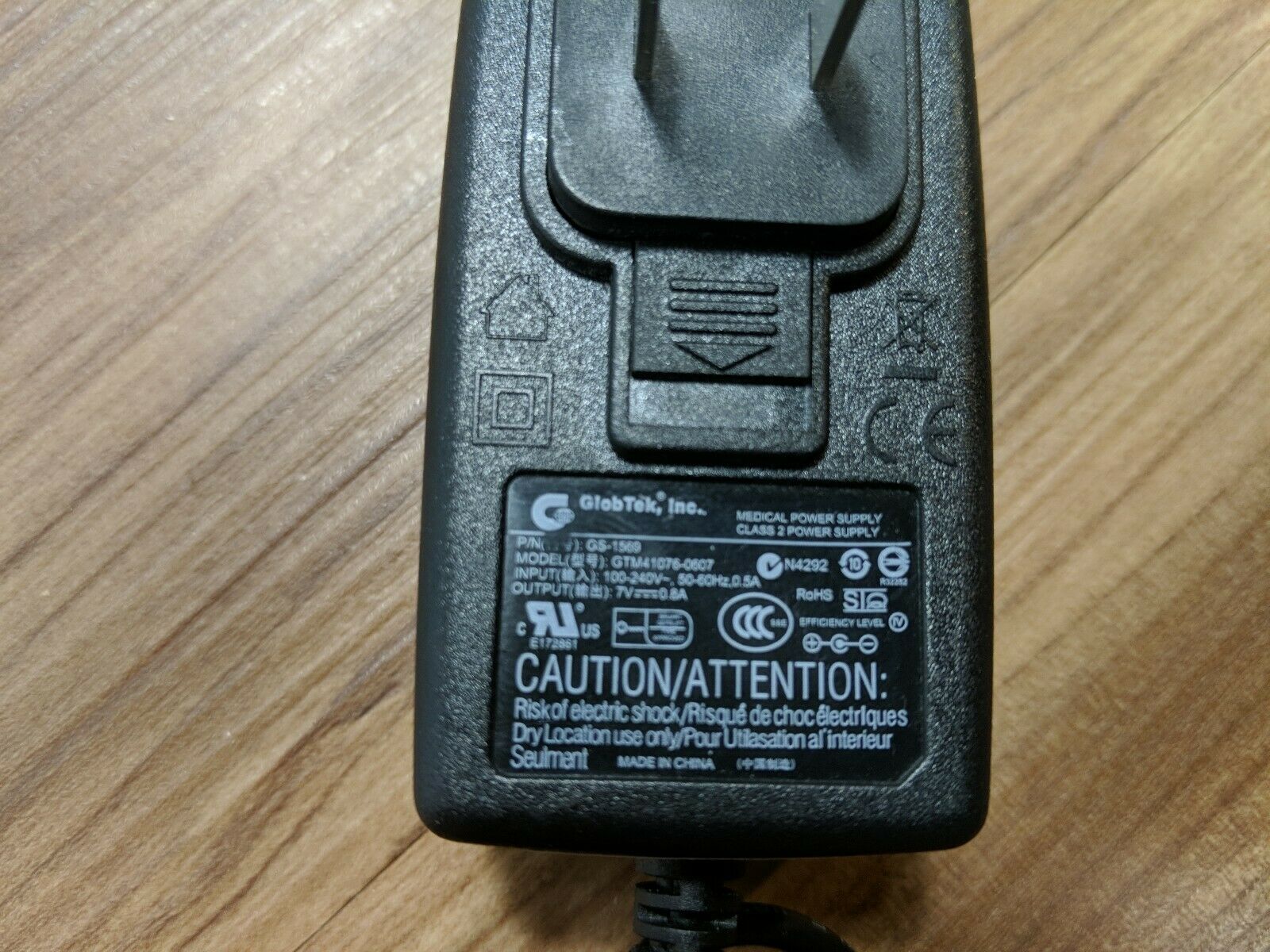 New Globtek GS1569 GS-1569 7V 0.8A ac adapter GTM41076-0607 Medical Power Supply Specification: B